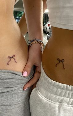 #bows #bestfriend #madisonbeer #tattoo Tiny Tattoo For Sisters, Matching Tattoos For Women Friends, Tattoo Ideas With Your Best Friend, Matting Tattoos, Matching Thigh Tattoos Best Friends, Tattoo Ideas To Get For Your Boyfriend, Tattoo Ideas Female Small Matching, Dainty Tattoos For Best Friends, Small Tattoo Ideas Family