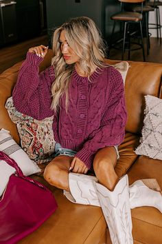 Cute Fall Fashion, Fall Wishlist, Fall Tops, Concert Fashion, Crew Cut, Essential Dress, Teacher Style, Cozy Cabin, Cut It