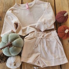 Lounge Set Top With Matching Shorts Long Sleeve Beige Nwt Baby Lounge Sets, Beige Cotton Short Sets, Casual Beige Playwear Sets, Casual Cream Sets For Playwear, Casual Cream Playwear Sets, Velour Outfits, Baby Lounge, Matching Lounge Set