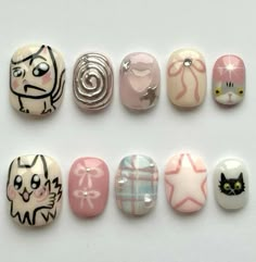 Cat Nail Ideas, Txt Nails, Doodle Nails, Band Nails, Grunge Nails