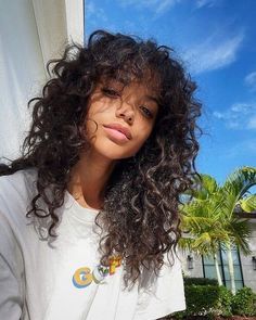 Curly Shag Haircut, Long Curly Haircuts, Curly Hair Trends, Long Shag Haircut, Curly Hair Photos, Haircuts For Curly Hair, Hairdos For Curly Hair