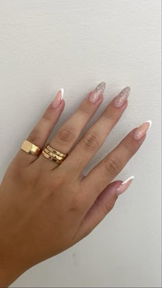 Sparkle Almond Nails Glitter, Simple Formal Nails, Hippie Nails, Acrylic Nails Coffin Pink, White Nail, Elegant Nails, Pretty Acrylic Nails