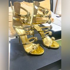 No Damage On The Shoes! Beautiful And Stylish Gold Heels / Size 39 Zanotti Shoes, Giuseppe Zanotti Shoes, Gold Heels, Giuseppe Zanotti, Women Shoes, Heels, Gold, Women Shopping, Color