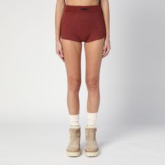 Burgundy honeycomb Short by Fear Of God Essentials, featuring an elasticated waistband with rubberized logo patch on the front and ribbed edges. The Row Bag, Suede Tote, Black Leather Pumps, Fear Of God Essentials, Trench Coat Black, Fear Of God, Green Suede, Turtle Neck Dress, Bag Dress