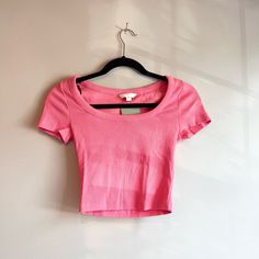 Nwt H&M Pink Scoop Neck Shirt Sleeve Crop Top Size - Xs Condition - Nwt Sold By - H&M Pink Scoop Neck Crop Top For Spring, H&m Casual Pink Tops, Casual Pink H&m Top, Pink Fitted Tops For Everyday, Fitted Pink Top For Everyday, H&m Pink Summer Tops, Pink Cotton Scoop Neck Top, Summer Pink H&m Tops, Trendy Cropped Tops By H&m