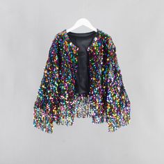 Welcome to my shop, I am in China. It will need around 20 days for international orders. Please consider the time when placing order. Quicker express DHL,Fedex,UPS available(NEED ADD SHIPPING COST). Please send us a message with any questions or deadlines before placing order! This sequins fringe jacket is handmade with love,perfect for concert, wedding,birthday,party,costume event,rave and so on. This item is made to order - and can be custom made. Not accept returns or replacement. Please carefully check each sizes: S US women's 0-4 Shoulder width: 16.5 inches(42cm) Bust width:20.5 inches(52cm) Sleeve length:20 inches(50cm) M US women's 6-8 Shoulder width: 17.7 inches(45cm) Bust width:21.5 inches(55cm) Sleeve length:21.5 inches(55cm) L US women's 10-12 Shoulder width: 19 inches(48cm) Bus Sequin Fringe Jacket, Tinsel Dress, Concert Wedding, Fringe Clothing, Short Sleeve Kimono, Wedding Dress Sequin, Tour Outfits, Bridal Jacket, Wedding Jacket