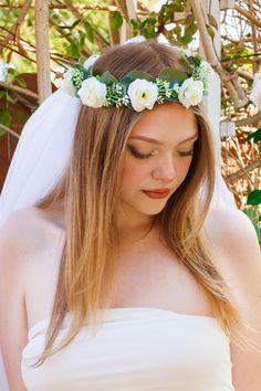 This white silk rose and eucalyptus flower crown is made from faux silk flowers, green leaf cord and lots of love. The two ends are bendable and join in the back with long, satin ribbon to fits any size. Made with love and by hand in Huntington Beach, California, this crown will blow you away.  The faux crown is a simply beautiful piece suitable for brides, flower girls, bridesmaids, Coachella, Oktoberfest, family photoshoots, engagement session or an outdoor picnic for Instagram pictures!  Just like flowers in nature, no two headbands are alike. Each is made with similar colors, shapes and styles. For customs or special orders, reach out to me so we can talk! Eucalyptus Flower Crown, Flower Crown White, Flower Girls Wedding, Silk Flower Crown, Eucalyptus Flower, Family Photoshoots, Crown Flower, Roses Flower, Headband Flower