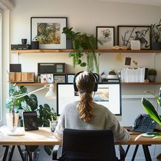 Stunning HD Office Images for Your Workspace: Work From Home Environment Images, Office Images, Business Environment, Cozy Home Office, Apartment Office, Promotional Materials, Dreamy Room, Office Room, Office Inspiration