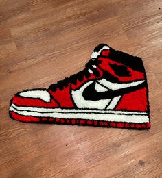 Handmade tufted Jordan 1 rug Shoe Rug, Nike Rug, Jordan Rug, Jordan Shoe, Rug Modern, Modern Rug, Room Aesthetic, Tufted Rug, Custom Rugs