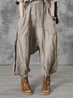 Overview: (1)100% Linen Fit &Sizing: Non- Stretchable #harempants #linen #apricot #plussize Looks Hippie, Early Fall Outfits, Linen Layers, Fall Pants, Cropped Linen Pants, Linen Crops, Mode Boho, Ankle Pants, Linen Clothes