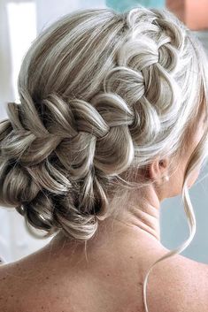 48 Mother Of The Bride Hairstyles ❤ mother of the bride hairstyles volume textured bun with side braid on blonde hair hairbysueee #weddingforward #wedding #bride #bridalhair #motherofthebridehairstyles Mother Of The Bride Hairstyles, Whimsical Hair, Romantic Wedding Hair, Long Hair Tutorial, Updos For Medium Length Hair, Short Hair Updo