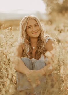 Flower Field senior photos, Ohio senior photos, Ohio photographer, golden hour Senior Pictures In Cotton Field, Senior Picture Wheat Field, Senior Picture Ideas September, Beginner Photography Poses, Senior Photos Field Posing Ideas, Outside Photography Ideas, Senior Picture Sitting Poses, Pictures In Fields Photo Ideas