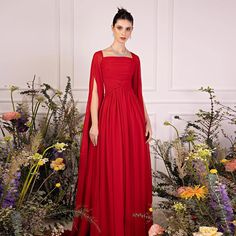 Elevate any event with Dreamy Vow's Elegant Red Chiffon Arabic Evening Dress. The unique cape sleeves, square neckline, and flowing chiffon add a touch of sophistication and class. Perfect for weddings, parties, or any special occasion. Make a statement with SF032. Dresses With Cape Sleeves, Chifon Dress, Wedding Dress Overskirt, Custom Flower Girl Dress, Yellow Evening Dresses, Silver Evening Dress, Grey Evening Dresses, Purple Evening Dress, Champagne Evening Dress