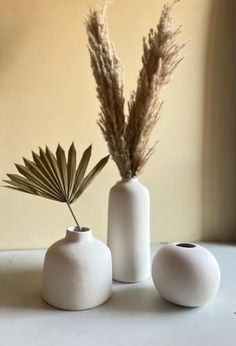 Craftribal Minimalistic White Vase Set of 3, Size (9.5x5.5x5.5) Ceramic Flower Vase for Living Room,Flower Pot for Showpieces, Centrepiece vases for Pampas Grass Modern Vases for Home Decor Modern Vases, Home Decor Online, Vase Centerpieces, Modern Vase, Ceramic Flowers