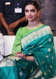 Deepika In Saree, Gudi Padwa, Indian Saree Blouses Designs, Green Saree, Saree Trends, Elegant Saree, Festive Wear