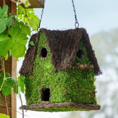 Chateau Moss Birdhouse - Happy Gardens Moss Birdhouse, Forrest City, Stone Garden Statues, Large Wind Chimes, Mosaic Birdbath, Bird Houses Ideas Diy, Owl Wall Hanging, French Castles, Story Design