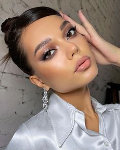 Elegant Dark Makeup Look, Dark Glam Wedding Makeup, Dark Smokey Eye Bridal Makeup, Soft Glam Makeup Smokey Wing, Editorial Smokey Eye, Hairstyles For Medium Length Hair Tutorial, Dark Smokey Eye Makeup, Sleek Bun Hairstyles, Going Out Makeup