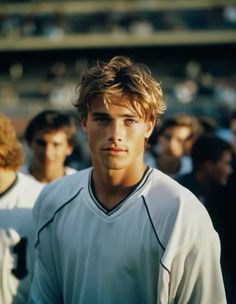 Mens 2000s Hairstyles, 90s Heartthrob Hair Men, Dutch Guys Netherlands, Attractive Mens Hairstyles, Blonde College Guy, Tan Brunette Guy, Attractive Blonde Men, Brunette Male Celebrities, Cute Burnett Guys