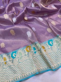 This is a very beautiful Pure banarasi katan tissue silk handloom saree . Beautiful weaving border, golden n silver zari, Sona Rupa tilffi Kadhuwa weave butta. Saree length - 5.5 mtr. Blouse - 1 mtr.  Dry clean only . Please note - color may be vary a little due to sunlight and photography . Please message us after purchasing in case you want fall and Pico done it not . No extra charges for fall and Pico but inform us . Blouse stitching is also available . Bridal Saree Indian, Saree Beautiful, Blouse Stitching, Indian Saree, Bridal Saree, Handloom Saree, Indian Sarees, Wedding Shop, Favorite Things Gift