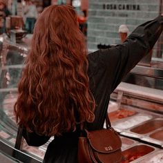 Aesthetic Red Hair, Tumblr Hair, Tumblr Aesthetic, Aesthetic Red, Lily Evans, Mia 3, Long Red