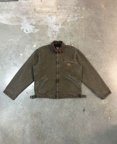 Carhartt Jacket J97 MOS Moss Detroit Work Jacket Hey! Thank you for taking interest in our Carhartt moss jacket. Being a new store we would love to give you the best service and customer experience. If you have any questions please let us know! Best Wishes, VintageMarinadeNZ Vintage Carhartt Jacket, Carhartt Detroit Jacket, Carhartt Detroit, Carhartt Jacket, Work Jacket, Vintage Carhartt, Stylish Jackets, Work Jackets, Jacket Outfits