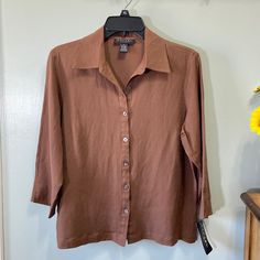 Nwt Rafael Sport Women’s Brown Button Down Blouse Size Medium 55% Linen 45% Rayon Ptp 20” Shoulder To Hem 23” @Lewismerri Brown Workwear Tops With Button Closure, Brown Office Tops With Button Cuffs, Office Brown Top With Button Cuffs, Classic Brown Tops With Button Closure, Office Brown Tops With Button Cuffs, Brown Tops With Button Closure For Work, Brown Button Closure Tops For Work, Office-appropriate Brown Tops With Button Cuffs, Brown Button-up Blouse With Buttons