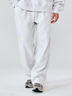 This is a casual and comfortable sweatpants that are made out of high quality cotton and polyester blend fabric. With design detail of regular wide silhouette, soft and sturdy fabric with some elasticity, and adjustable string on the waistband, you can style it for casual and trendy outfit. - Regular wide silhouette- Adjustable string on the waistband- Soft touch of the fabric- Side pockets Functional Full-length Moisture-wicking Sweatpants, Versatile Full-length Relaxed Fit Sweatpants, Full-length Comfort Stretch Sweatpants With Comfort Waistband, Functional Solid Color Moisture-wicking Sweatpants, Moisture-wicking Cotton Sweatpants For Streetwear, W Concept, Trendy Outfit, Design Details, Designer Fashion