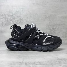 Brand New Sneakers Black And White, Track Sneakers, Balenciaga Black, Balenciaga Shoes, Black And White Color, Balenciaga Designer, Bags Fashion, Shoes Brand, Trendy Shoes