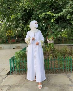 In Frame: Front Zip Closure White Abaya
Suitable: Umrah/Hajj

•Available in all sizes 

Size and Length Customization Available ✅ 

Dm @nabia.in @nabiaclothing for more queries 

#nabia #nabiaabaya #abayafashion #umrahoutfit #hajjoutfit #whiteabaya #hajjumrah #eidcollection #eidsale #modestfashion 

Nabia, Nabia Abaya, Eid Collection, Abaya Fashion, Umrah Abaya, Hajj Abaya, Abhaya, Modest Fashion, Muslim wear