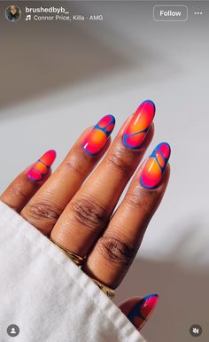 Blue And Orange Nails Designs, Abstract Summer Nails, Aura Nail, Beachy Nails, Aura Nails, Blue Aura, Abstract Nail Art, Pink Nail, Aesthetic Gif