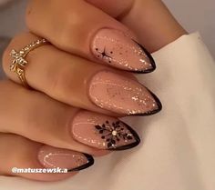 January Nail, January Nail Designs, January Nails, Nails Christmas, Christmas Nails Acrylic, Festival Nails, Oval Nails, Xmas Nails