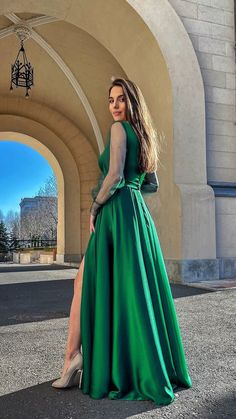 F00141755-104 Emerald Green Formal Dress, Tulle Gowns, Backless Cocktail Dress, Cocktail Bridesmaid Dresses, Green Formal Dresses, Backless Evening Dress, Stitching Dresses, Formal Dresses With Sleeves, Fitted Maxi Dress