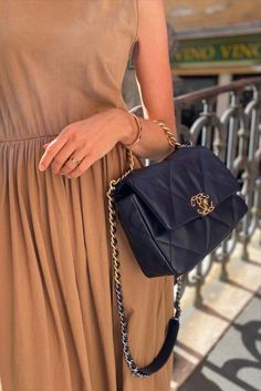 Chanel Bag Outfit, Chanel 19 Bag, Bags Wishlist, Chanel 19, Chanel Outfit, Mom Bags, Photo Bag