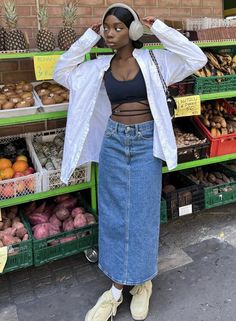 Jean Skirt Outfits Summer, Long Jean Skirt Outfits, Long Denim Skirt Outfit, Long Jeans Skirt, Skirt Outfits Aesthetic, Skirt Outfit Summer, Rok Outfit, Jean Skirt Outfits, Long Jean Skirt