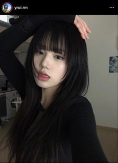 Haircut For Straight Hair With Bangs, Korean Bangs Straight Hair, Black Long Straight Hair With Bangs, Haircut Aesthetic Long, Bangs For Black Hair, Bangs For Layered Hair, Black Hair Long With Bangs, Long Haircut With Bangs Straight, Long Straight Hair And Bangs