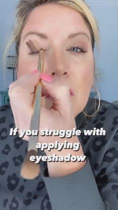 Ashley Steading ✨ Over 40 Beauty & Fashion ✨ | Do you struggle with eyeshadow application? If you do try this trick and let me know if it helps!! The reel that brought most of you here!... | Instagram Eyeshadow Pencil Tutorial, Eyeshadow Hacks For Hooded Eyes, Easy Makeup Over 40, Simple Eyeshadow Tutorial Natural Looks, Basic Eye Makeup For Beginners, Eyeshadow Tricks How To Apply, Fun Eyeshadow Looks Easy, How To Apply Eye Makeup, Thrive Makeup Tutorial