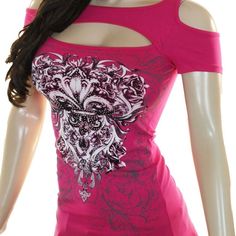 Nwot Fuchsia Pink Peek A Boo Short Sleeve T Shirt Top Open Cold Shoulder/Open Chest Ornate Fleur De Lis With Silver Studs & Rhinestones Grey Tattoo Background/Longer Style Fits At Hips Regular & Plus Sizes Small Underarm 13 Inches Medium Underarm 14 Inches Large Underarm 15 Inches X Large Underarm 17 Inches 2x Underarm 18 Inches 3x Underarm 19 Inches 95% Cotton/5% Spandex Made In Usa 2000s Fashion Women Outfits, Mcbling Shirts, Trashy Y2k Clothes, 2000s Fashion Pink, Y2k Pieces, 2000s Fashion Women, Pink Off Shoulder Top, Lis Tattoo, Plus Size Y2k