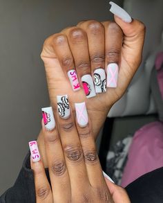 Kaws Nails Design With Charms, Back To School Nails Acrylic Medium, Kaws Nails Design Medium, Best Acrylic Nails Square, Cute Medium Nails, Medium Acrylic Nails Ideas, Kaw Nails, Unique Acrylic Nail Designs, Clear Glitter Nails