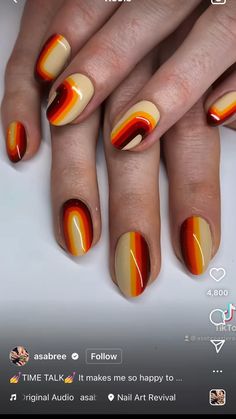 Retro Stripe Nails, 70s Retro Nail Art, 60s Nail Art, 1970s Nails, 70s Nail Art, 70s Nail Designs, 70s Inspired Nails, 70s Tattoo Ideas, Yellow Flower Nails