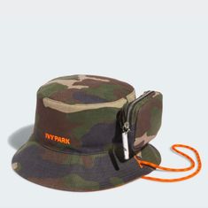 Size: M/L Shell: 100% Cotton Lining: 100% Recycled Polyester Chin Straps Ivy Park Logo Color: Wild Pine/ Focus Orange Bucket Adidas, Park Accessories, Ivy Park Beyonce, Adidas Ivy Park, Camo Bucket Hat, Adidas X Ivy Park, Bucket Hat Style, Michael Kors Designer, Adidas Models