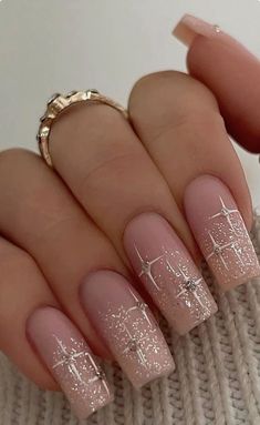 Birthday Manicure Ideas, French And Glitter Nails, Party Nails Designs Classy, Glitter Birthday Nails, Glitter Winter Nails, Winter Nails Glitter, Pink Winter Nails, Paznokcie Hello Kitty, Glitter French Nails