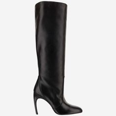 Boots made of patent leather Almond toe Fine, covered heel Heel height: 10 cm Black Made in Spain Composition: 100% lambskin Black Knee Boots, Barbour Steve Mcqueen, Black Knees, Gorgeous Bags, Sneaker Wedge, Yoga Wear, Luxury Retail, Manolo Blahnik, Luxury Shoes