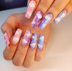 Sunset Nails With Clouds, Cloud Inspired Nails, Dreamy Cloud Nails, Pastel Sky Nails, Pastel Cloud Nails, Rain Cloud Nails, Nails Cloud Design, Nails Nubes, Cloud Design Nails