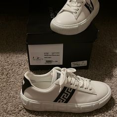 Looks Brand New Cleaning My Closet Out Chic White Low-top Sneakers, Versace Shoes Aesthetic, Elegant White Low-top Sneakers, Womens Versace Sneakers, Versace Shoes White, Versace Slippers, Versace Shoes, Womens Shoes Sneakers, Versace