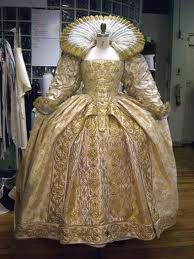 Queen Elizabethan dress, 1533-1603 ca. Queen of England and Ireland. Known as The Pure Queen, Queen Bess and the Virgin Queen. Elizabethan Gown, Elizabethan Dress, Elizabeth Tudor, Elizabeth 1, Classical Dress, Tudor Costumes