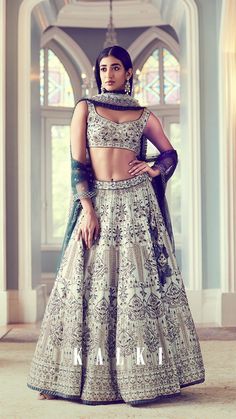 Mint Lehenga, Reception Outfits, Royal Palaces, Green French, Kalki Fashion, Pakistani Style, Lehenga Blouse Designs, Desi Wear