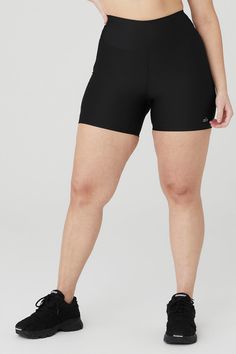 Found: The perfect pair of biker shorts. Designed with a high-rise, sweetheart seams in the back and a not-too-short, not-too-long 5-inch length. They’re done in our best-selling Airlift fabric and fit like a dream—sleek and sculpting with a comfortable amount of compression. Dress them up for dinner, dress them down to lounge… You know what to do. Fitted Black Athletic Shorts With Short Inseam, Alo Yoga Activewear For Workout Short Length, Basic Biker Shorts For Workout, Sporty Alo Yoga Short Length Bottoms, Fitted Black Biker Shorts, Fitted Black Activewear With Short Inseam, Black Fitted Activewear With Short Inseam, Alo Yoga Athletic Shorts For Workout, Black Compression Athletic Shorts Above Knee