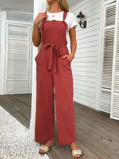 Make a charming maternity style statement in these linen overalls designed with a relaxed fit and a roomy front-pocket detail. Size Guide: Melina is 5’6” tall, and has a 33.5” bust, 24.8”waist, & 37.4” hips. She is wearing a S / US 4 / AU 8. This overalls is true to size. Material: 100% Linen Feature: Wide-leg. Breathable Fabric. Relaxed fit. Care Instructions: Machine wash / Cold hand wash Wide Leg Overalls, Linen Overalls, Cute Overalls, Boho Jumpsuit, Loose Jumpsuit, Evening Walk, Maternity Style, Stylish Pants, Overalls Women