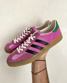 Glass Shoes, Shoe Inspo, Swag Shoes, Adidas Gazelle, Sneakers Men Fashion, Pretty Shoes, Dream Shoes, Gucci Shoes