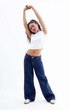 Upgrade your denim collection with PacSun's Casey Dark Indigo Low Rise Baggy Jeans. Crafted with an eco-conscious approach, these jeans feature a deep indigo hue, a trendy low-rise fit, contrast stitching throughout, and the perfect baggy fit that exudes effortless style. 


	Model is wearing a size 26
	Model measurements: 5’6” height, 32” bust, 22.5” waist, 33.5” hips


Learn more about PacSun eco items Low Rise Baggy Jeans, Jeans Pacsun, Indigo Jeans, Deep Indigo, Denim Collection, Dark Indigo, Eco Conscious, Contrast Stitch, Baggy Fits